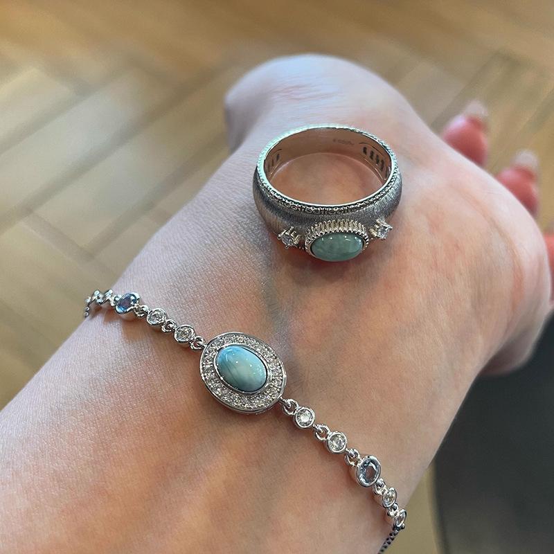 Fresh retro diamond inlaid turquoise bracelet new in oval stone fine bracelets light luxury high-end simple party gift
