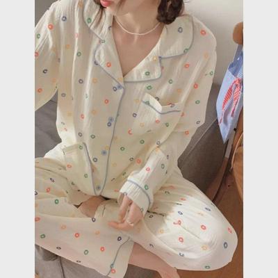 Women's Spring Pajama Set: Long Sleeve, Bubble & Bark Wrinkle Design