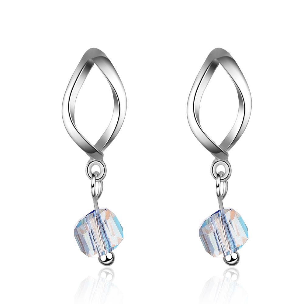 Wave Cube School Gift Fashion Zirconia Sparkling Classic Stud Earrings for Women Dazzling Female Elegant Accessories Timeless Jewelry