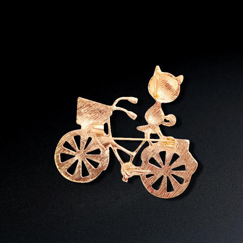 Cartoon Cat Bicycle Brooch Bag Accessories Cute Versatile Fashion Badge Alloy Drip Badge