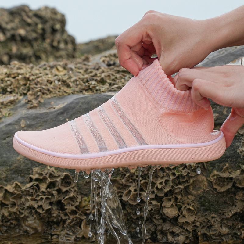 Casual socks, shoes, classmates, breathable elastic one-pedal, lazy running shoes, flying woven sports net shoes