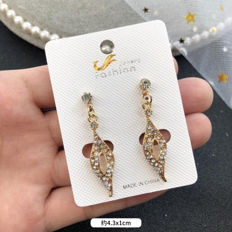 

Ретро темперамент знаменитости серьги-пусеты с кристаллами и бриллиантами, женские роскошные супер блестящие серьги с бахромой для званого ужина, простые серьги с драгоценными камнями