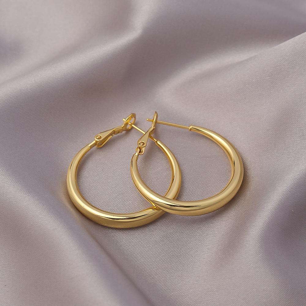 2025 Stylish European & American Exaggerated Large Hoop Earrings - Unique Influencer Design