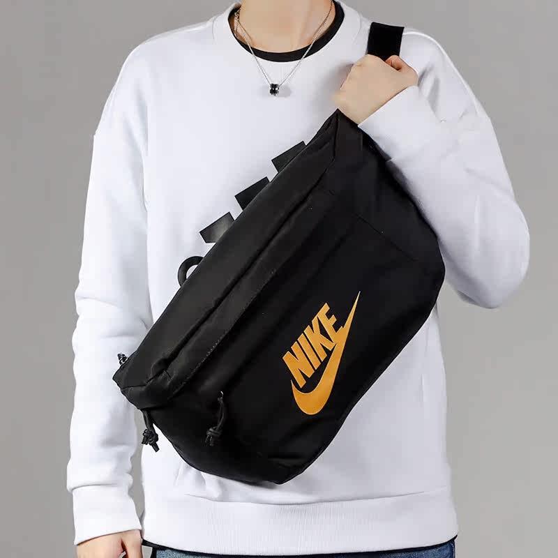 

Nike Unisex Sports Waist Bag One Size