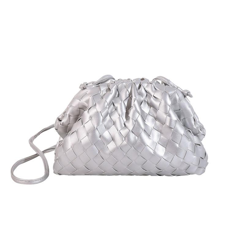 New Temperament Woven Women's Bag Cloud Bag Summer Women's Versatile High-end Bag Niche Shoulder Messenger Bag