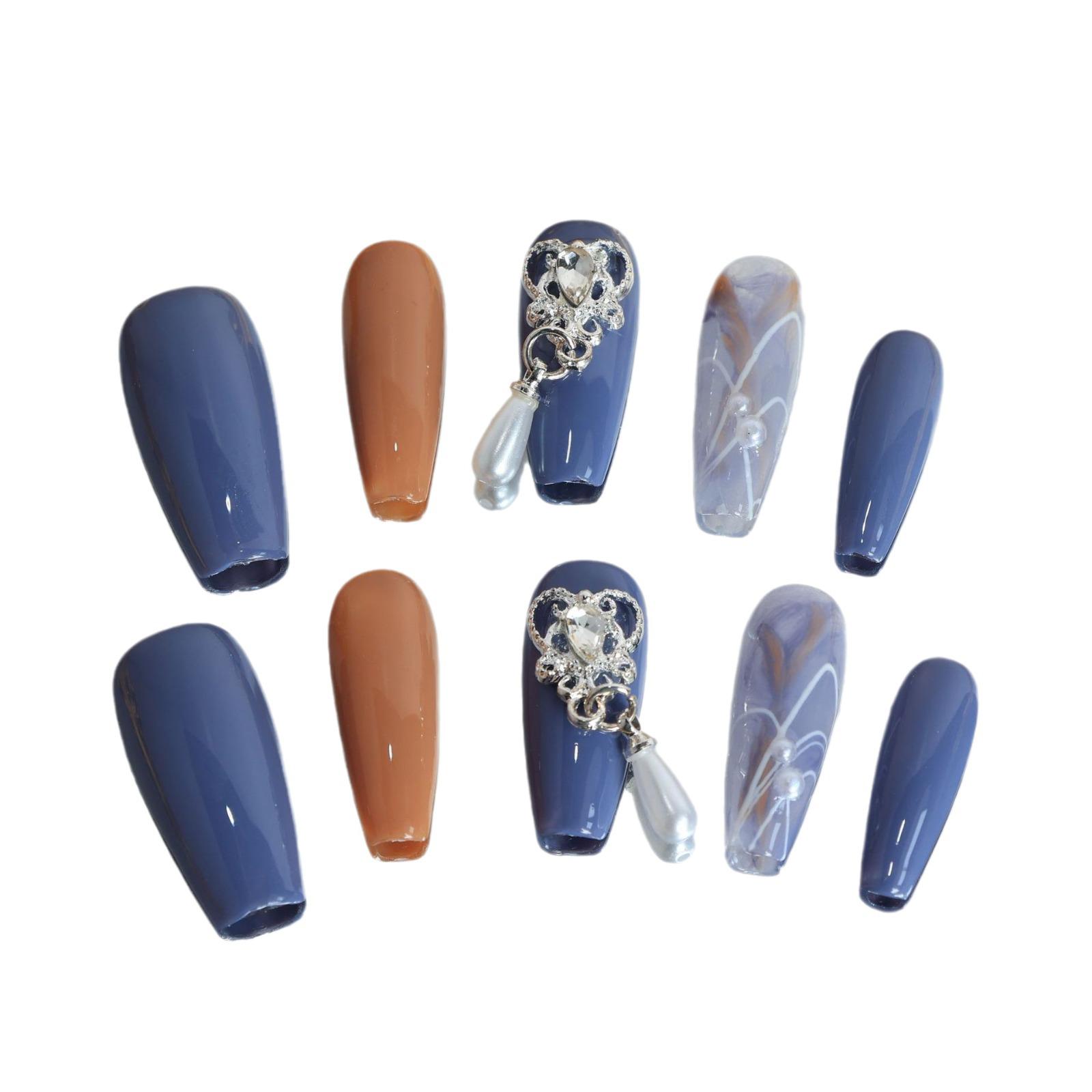 

Сине-коричневые осенне-зимние роскошные наклейки для нейл-арта - Сделанные вручную носибельные накладные типсы Blue-Brown Autumn-Winter Deluxe