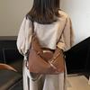 Autumn and winter commuting large-capacity tote bag women's 2025 new high-end texture niche versatile casual messenger bag