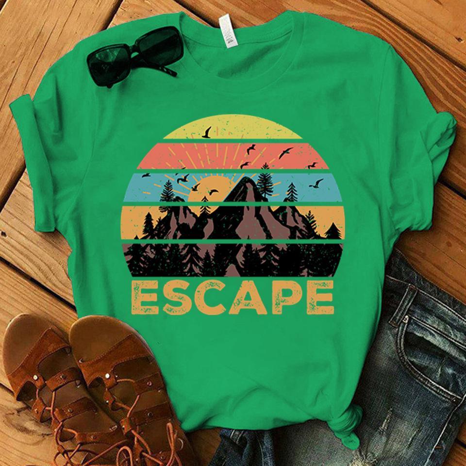 

Retro Escape Graphic Graphic T Shirt Women Summer Casual Loose Short Sleeve Shirt
