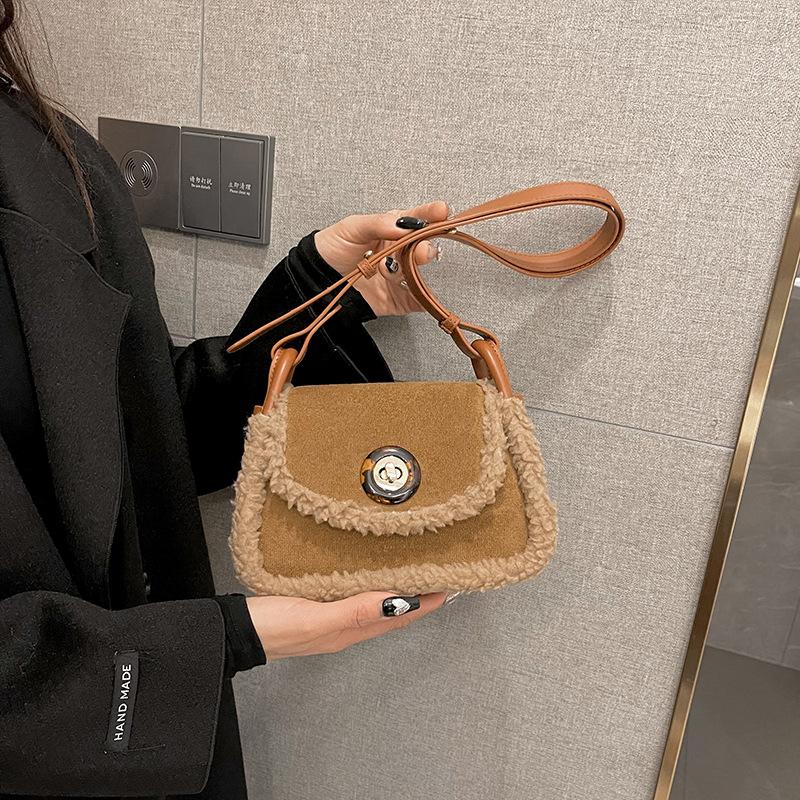 Plush bag women's autumn and winter 2025 new trendy retro handbag small square bag shoulder bag messenger bag