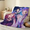 1 pièce Couverture en Flanelle Kpop Motif Chasseurs de Démons Convient à Toutes les Saisons Pour la Décoration Intérieure Chaleur et Confort Cadeaux Cadeau de Fête