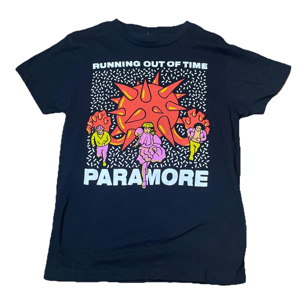 Paramore T-Shirt Running Out of Time Emo Pop-Rock Alt Rock Band Size Medium