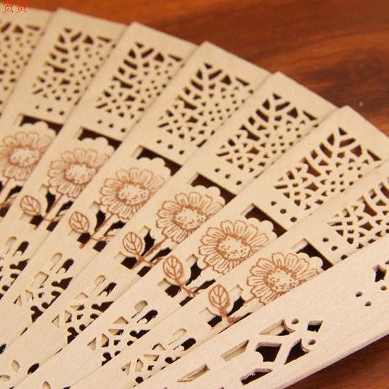 Ventaglio Portatile Modello Floreale Apertura Liscia Ventaglio Ricamato in Legno per Donne