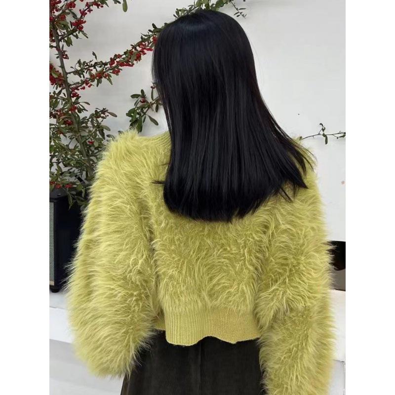 Women's Mink Velvet V-Neck Cardigan - 2023 Autumn/Winter Celebrity Style, Sweet Age-Reducing Long-Sleeve Sweater