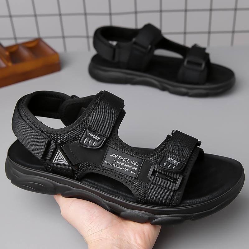 Fashion Classic Green Men's Brand Comfortable Anti Slip Water Wading Beach Shoes Summer New Men's Breathable Soft Soled Roman Sandals