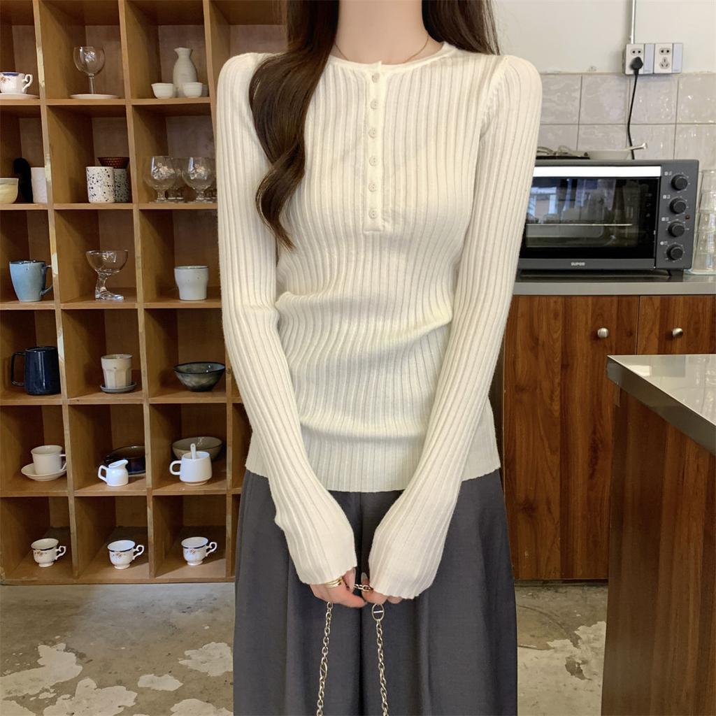 Weicher wachsiger sanfter halb geöffneter Kragenknopf Andy Fleece Strickpullover Damen Herbst und Winter Koreanische Version Langarmpullover mit unterem Oberteil