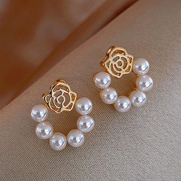 

2026 New Korean Light Luxury Imitation Pearl Flower Earrings For Women Shiny Crystal Zircon Jewelry Girls Wedding Party Gifts