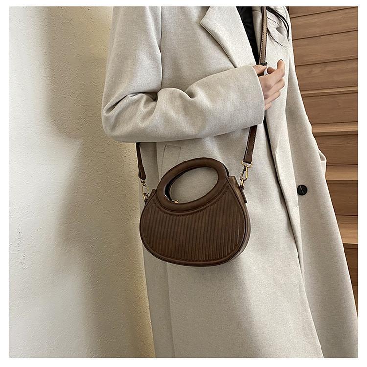 Handbag Women 2023 New Autumn Winter Retro Fashion Dumpling Bag High-end Sense Commuting Casual Crossbody Bag
