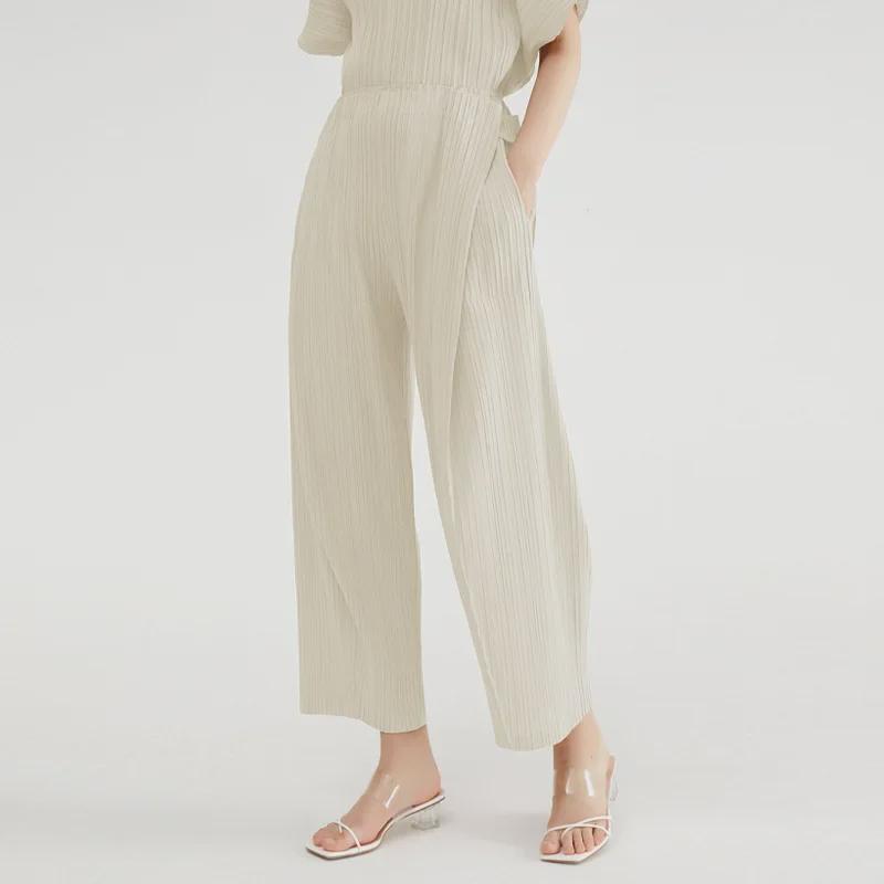 

Женские однотонные узкие прямые брюки Miyake из драпировки - Новая коллекция Весна/Лето 2025 One Size жёлтый