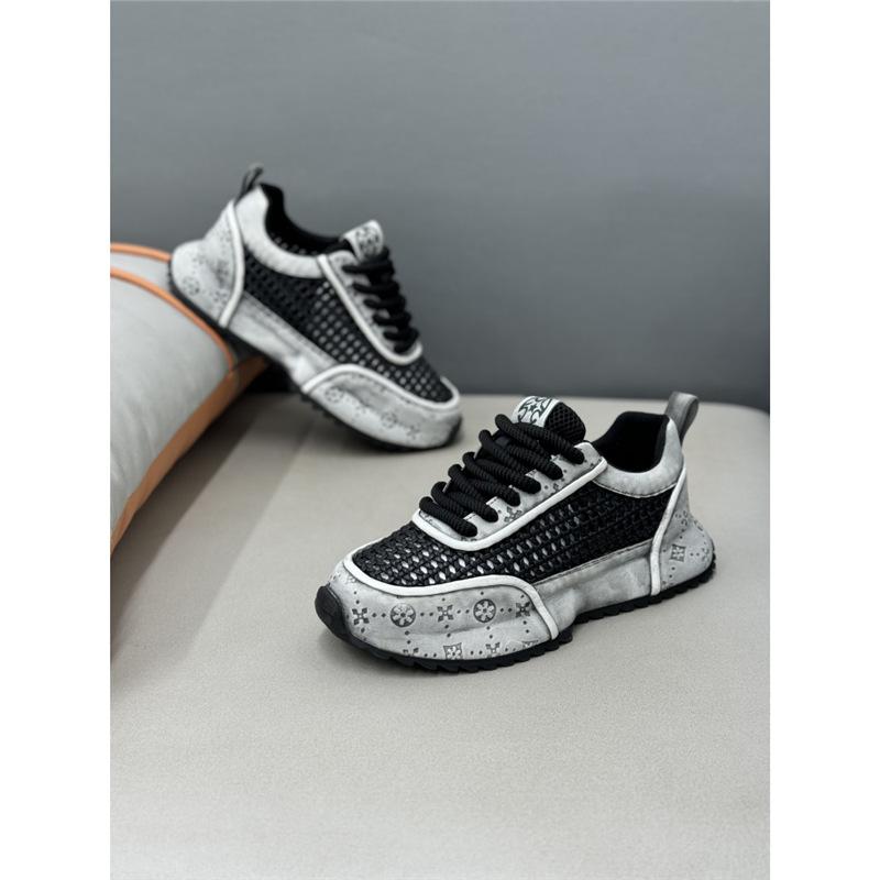 Zapatos nuevos y cómodos, los zapatos deportivos son transpirables y cómodos