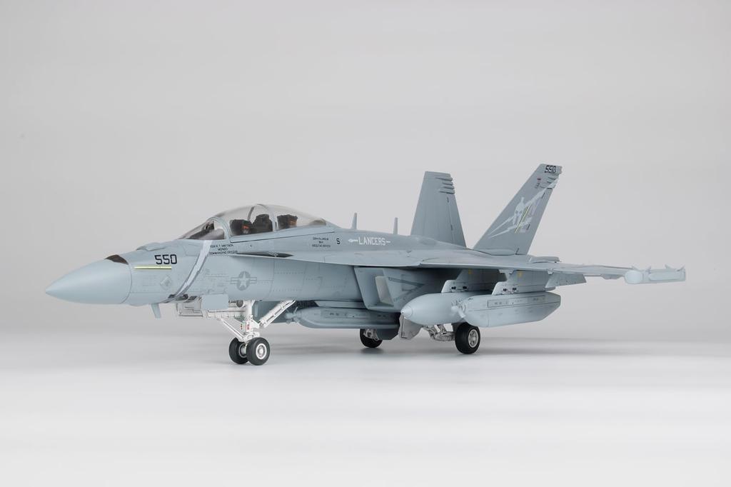 US Navy Electronic Warfare Aircraft Growler Lancers 2020 Low Visibility Plastic Model PLATZ/Italeri 1/48 EA-18G VAQ-131 TPA-29