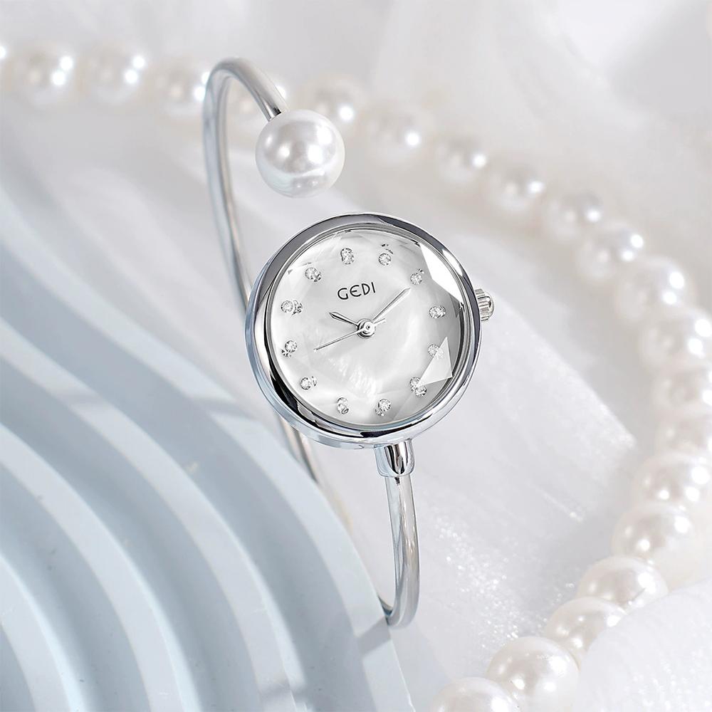 GEDI Women's Pearl Bracelet Watch Elegant Wristwatches Gifts Quartz Ladies Watches Luxury Niche Fashion Casual