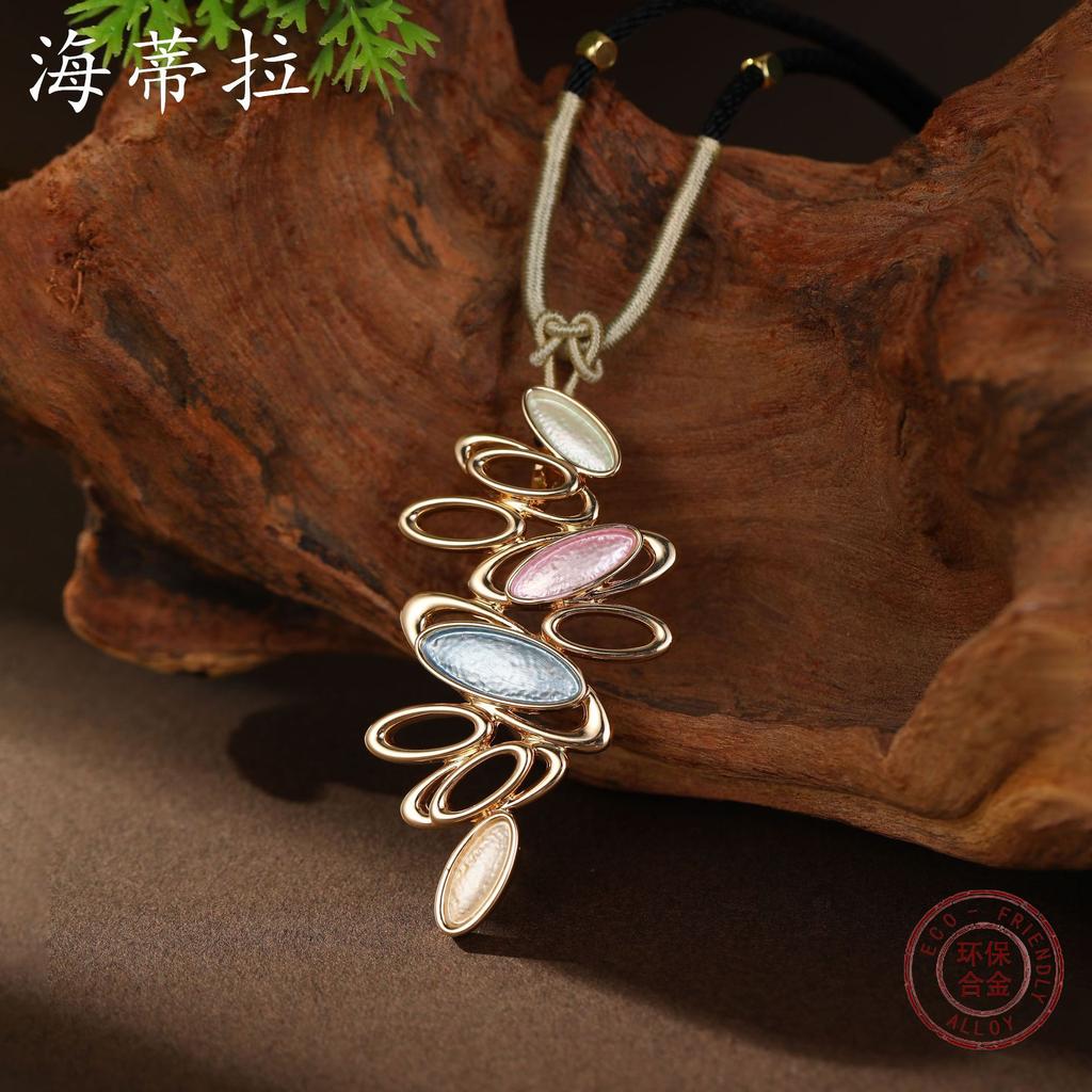 New Color Painting Oil Geometric Hollow Petal Braided Rope Long Pendant, Women's Retro Versatile Long Necklace