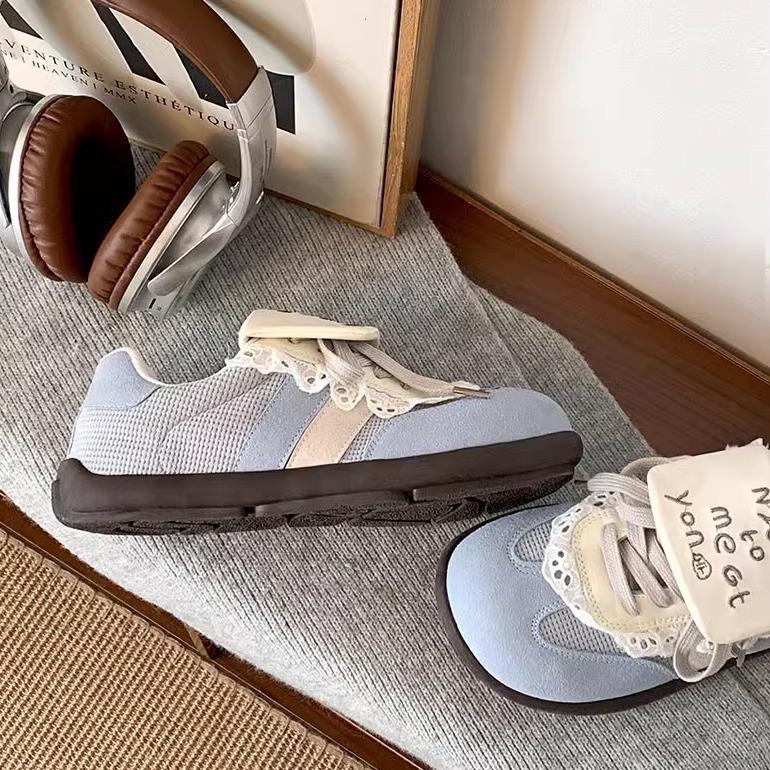 2025 Spring and Summer Retro Super Fire Round Head Platform German Training Shoes Women's New Light Casual Sports Forrest Gump Board Shoes