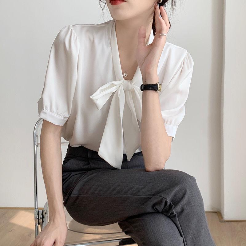 Elegancka Biała Letnia Bluzka Damska Szyfon Krótki Rękaw Unikalny Design Profesjonalna Biurowa Wywiad Formalna Koszula Stylowy Top
