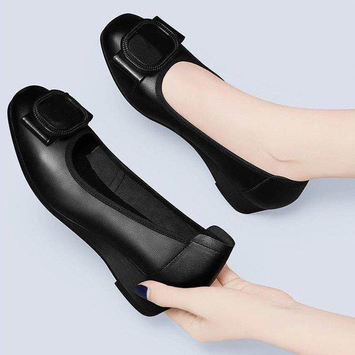 Casual temperament slope heel single shoes women's spring 2025 new black soft-soled mother small leather shoes heightening loafers