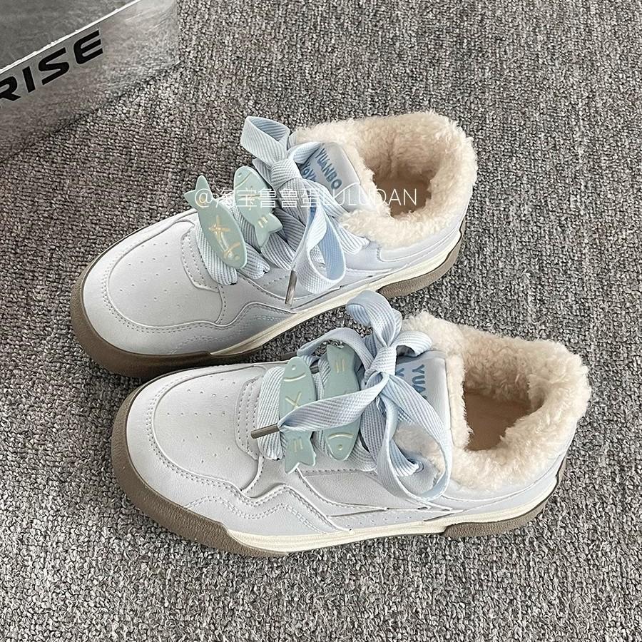 Original niche design fleece board shoes women's 2025 new winter versatile platform white shoes warm casual shoes
