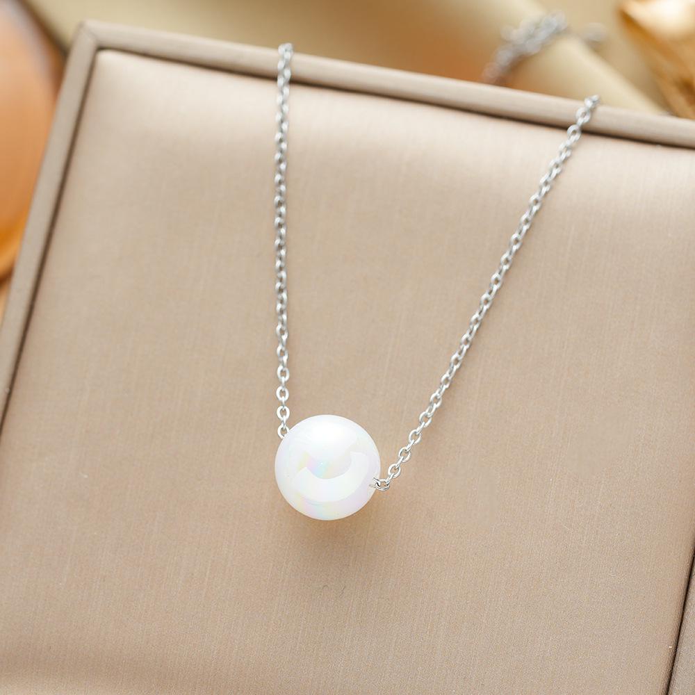 

Korean Style Micro-Inlaid Zircon Titanium Steel Necklace for Women – Fashionable, High-End, Non-Fading Clavicle Chain Jewelry