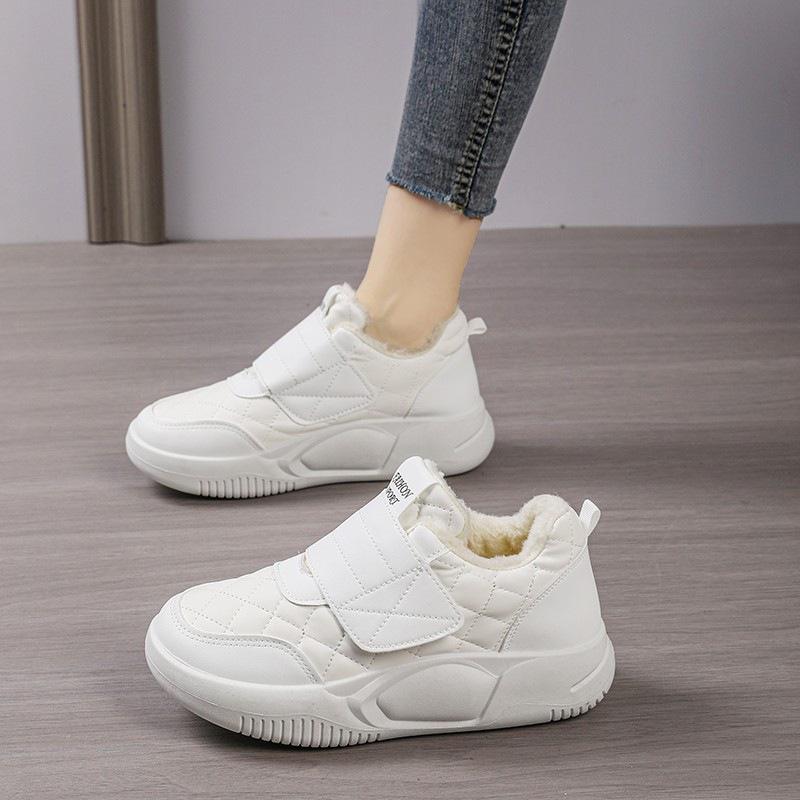 Black sneakers women's autumn and winter leather surface waterproof 2025 new casual non-slip work shoes kitchen work is not tired