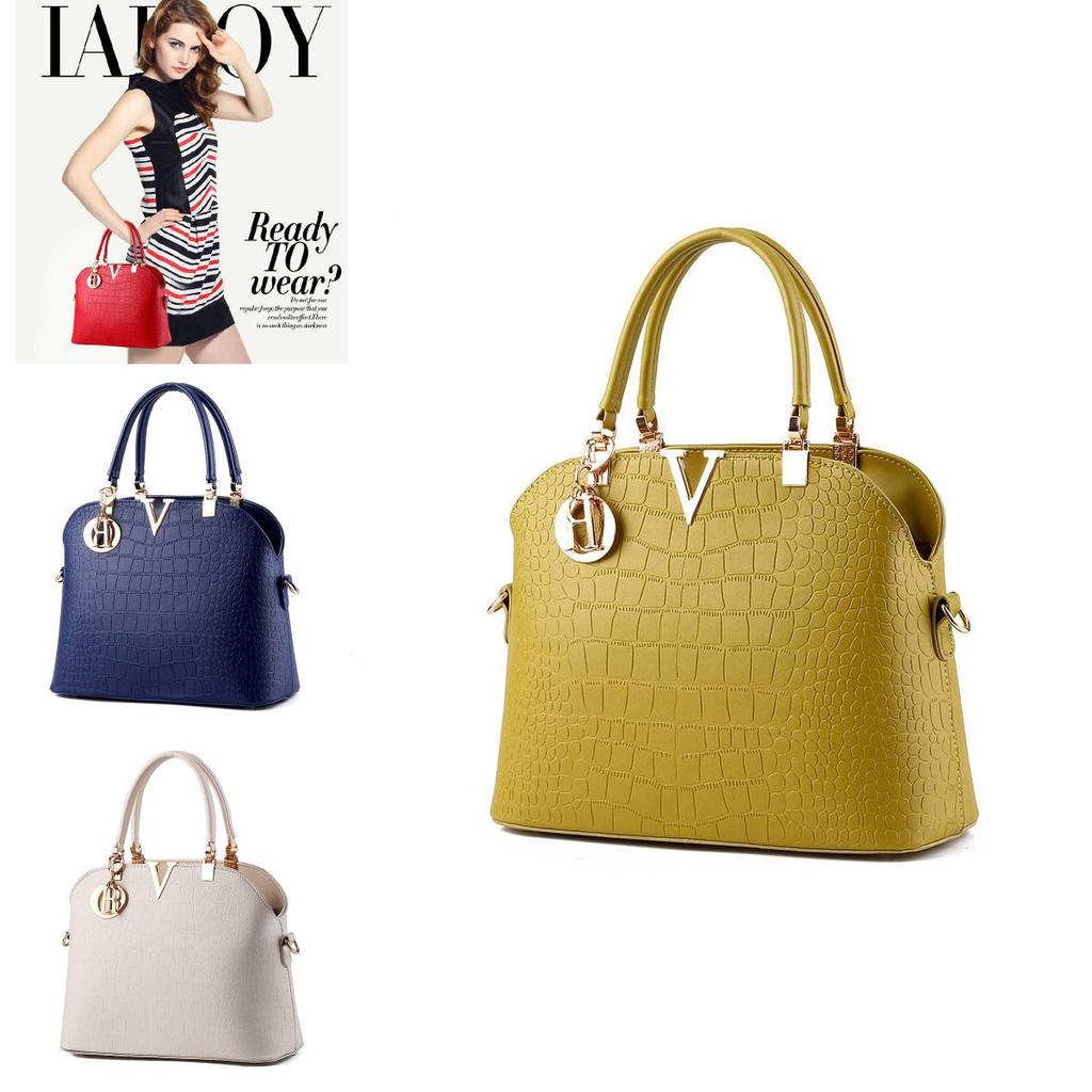 Big Pu Handbag For Women With Zipper Closure And Interior Organizer For Casual Wear