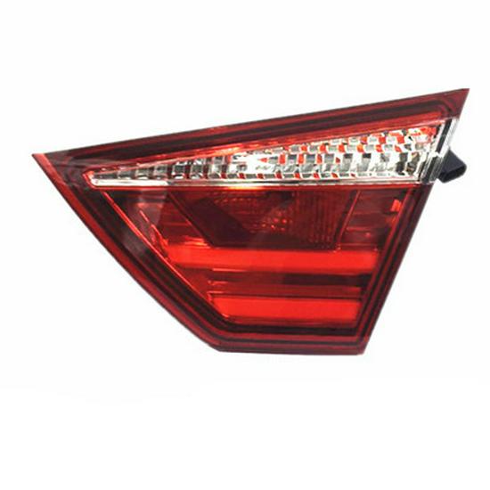 Changan Yuexiang V7 Rear Taillight Assembly: Rear Headlight, Turn Signal, Brake Light Combo.