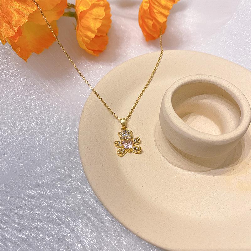 2025 Trendy Women's Titanium Steel Necklace - Non-fading, Light Luxury Collarbone Chain