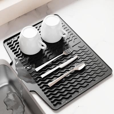 Silikonová podložka na sušení nádobí s odtokovým okrajem 15,6'' x 12,9'' Silikonová podložka na sušení nádobí na kuchyňskou linku, podložka na sušení do dřezu