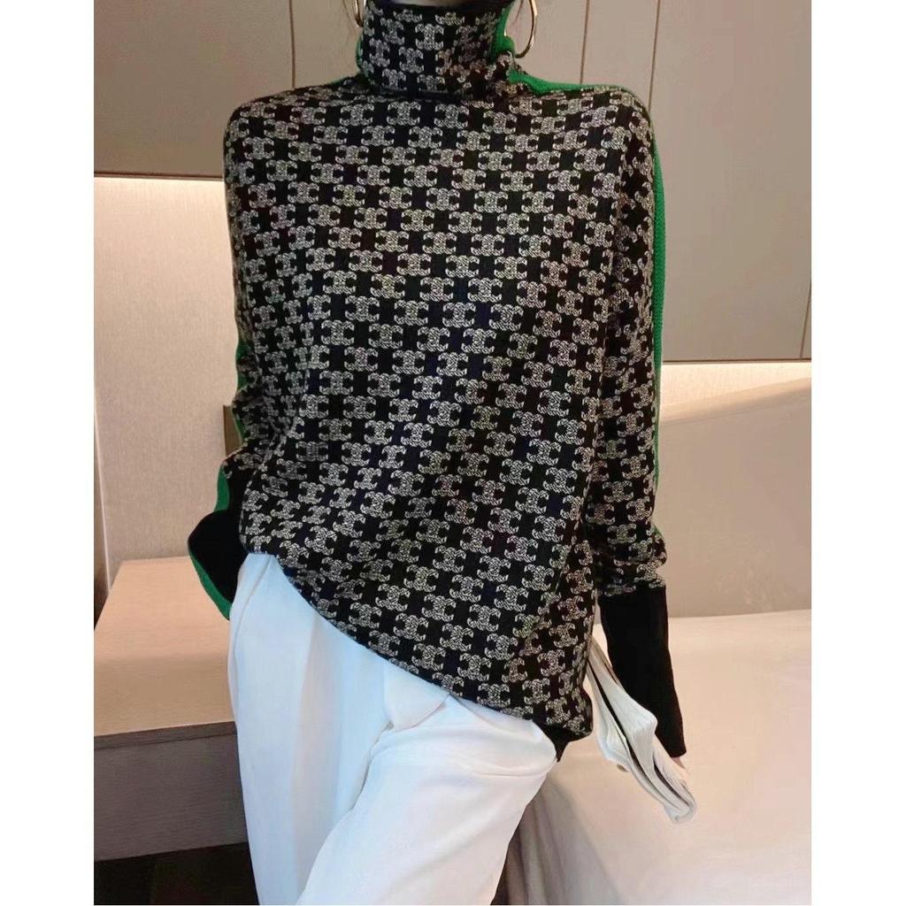 2024 Autumn/Winter Women's Turtleneck Sweater: Retro Pattern, Contrast Color, Knitted Style