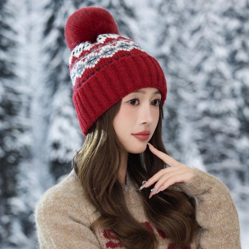 Korean Version of Diamond-shaped Plaid and Wool Hat with Autumn and Winter Fashion Versatile Christmas Hat Outdoor Cold Warm Hat New