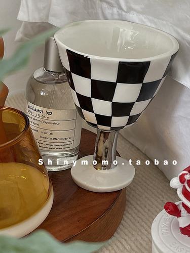 

Custom Decor Ceramic Wine Cup Hand Held Chessboard Lattice Cup Snack Bowl Retro Goblet Crooked Lovely Cup French Fries Cup Mugs