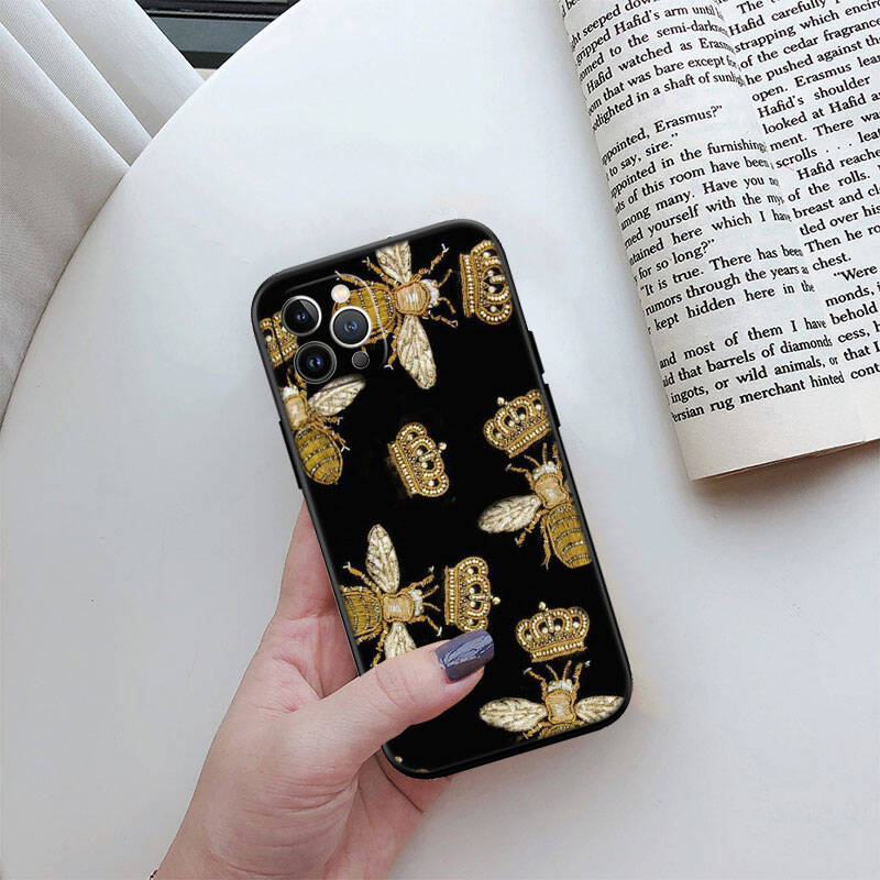 MH20 Bees Cartoon New Shell Phone Case for Xiaomi Poco F5 F6 C40 C65 C55 C50 C51 M7 X7 C75 M6 C71 F7 C85 F8 Pro Ultra