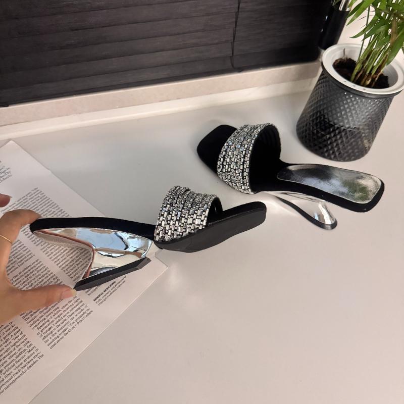 Fashion Crystal Women Flats Slippers Elegant Fashion Shoes Dress Woman Sandals Summer 2025 Party Luxury Slides New Mujer De Zapatillas