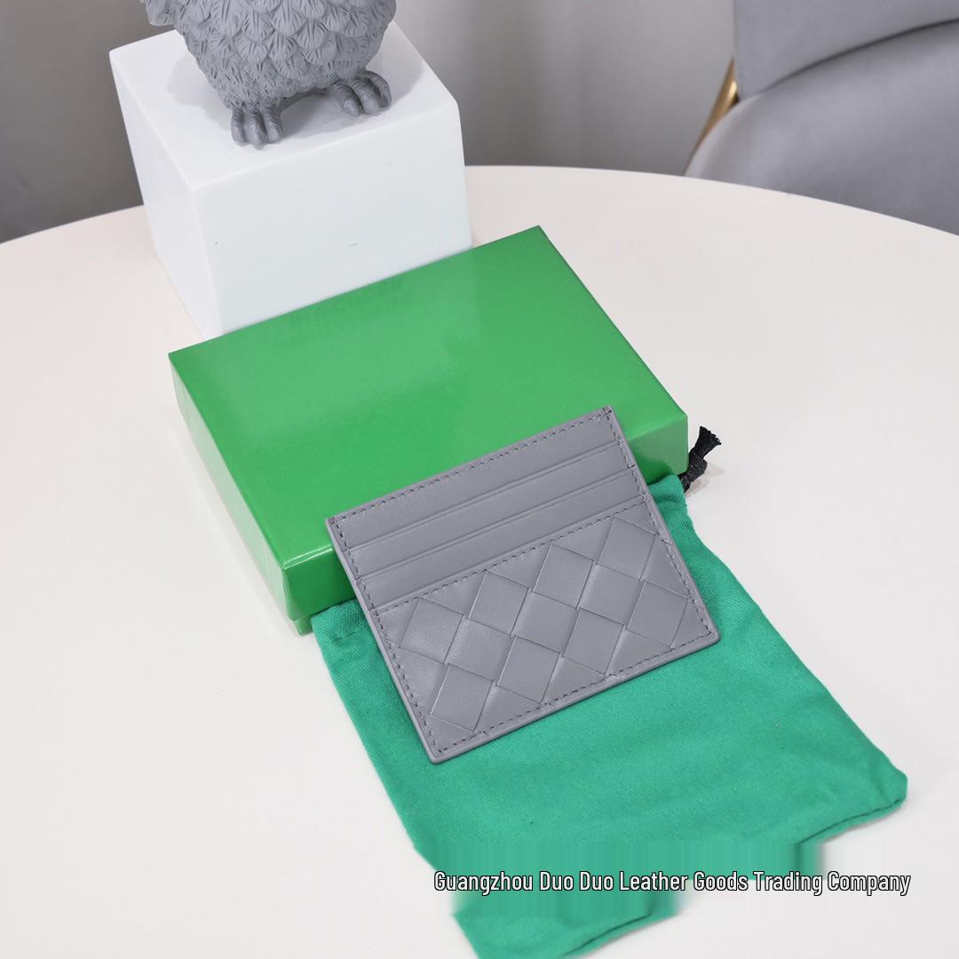 

Minimalist Genuine Leather Unisex Card Holder with Multiple Slots 10x8.5cm