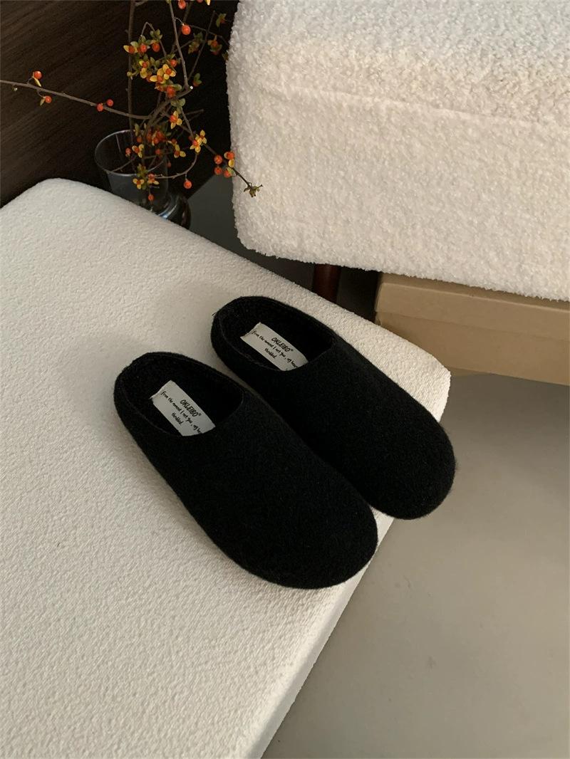 

Пушистые туфли на толстой подошве с плюшевой головкой-сумкой, женские ретро шерстяные шлепанцы Birkenstock с пряжкой, ленивые туфли для ношения, модели осень-зима 2025 40