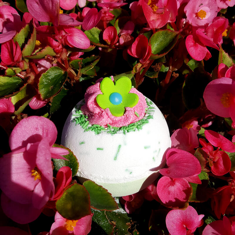 BOMP COSMETICS Apple & Raspberry Bath Blaster