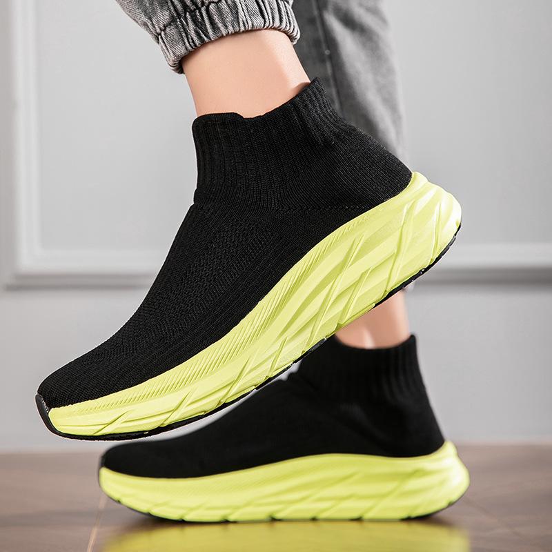 Fashion Casual Outdoor Versatile Socks Shoes New Versatile Ultra-light Breathable Men's Shoes Wear-resistant Large Size Shoes
