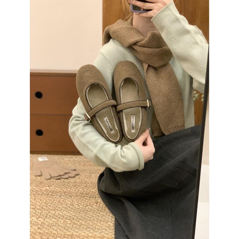Happyfeeling retro velvet one-word with fluffy shoes women's 2025 Mary Jane single shoes warm cotton shoes