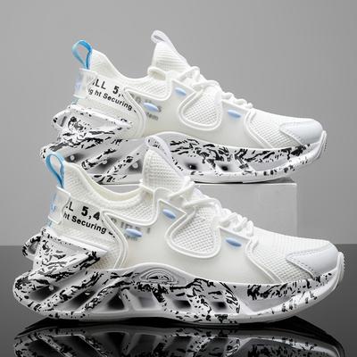 Chaussures pour hommes en nouvel été grande taille lame absorption des chocs respirantes chaussures de marée maille cool baskets de course fines.