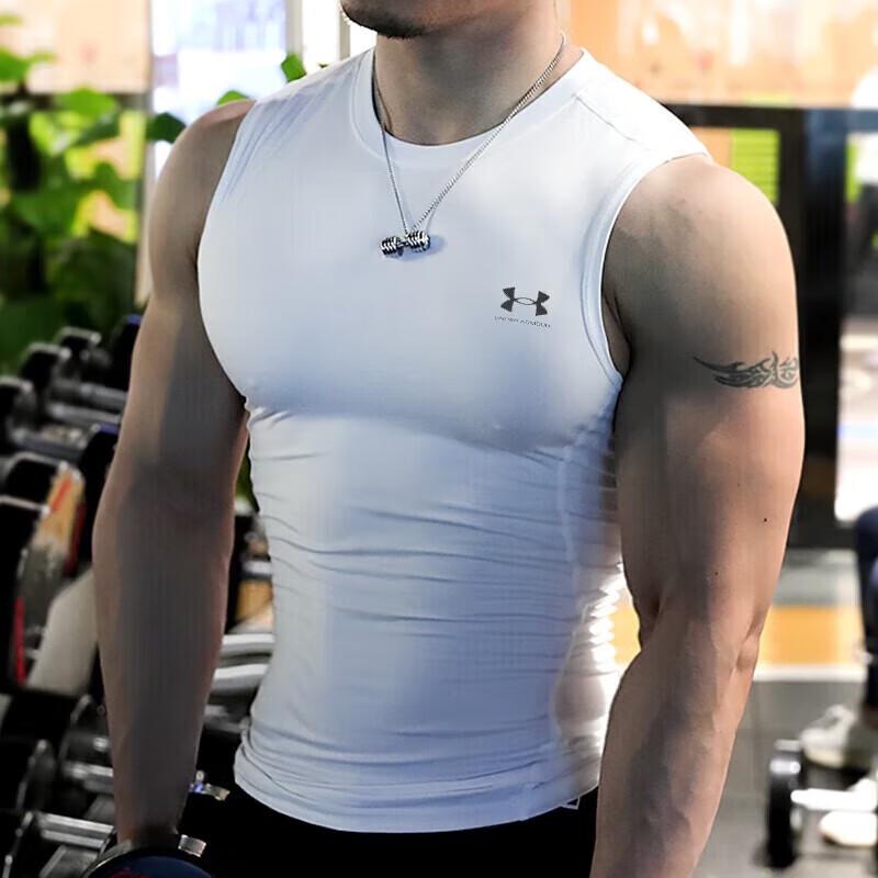 Under Armour Men s Running & Training Sleeveless T-Shirt M