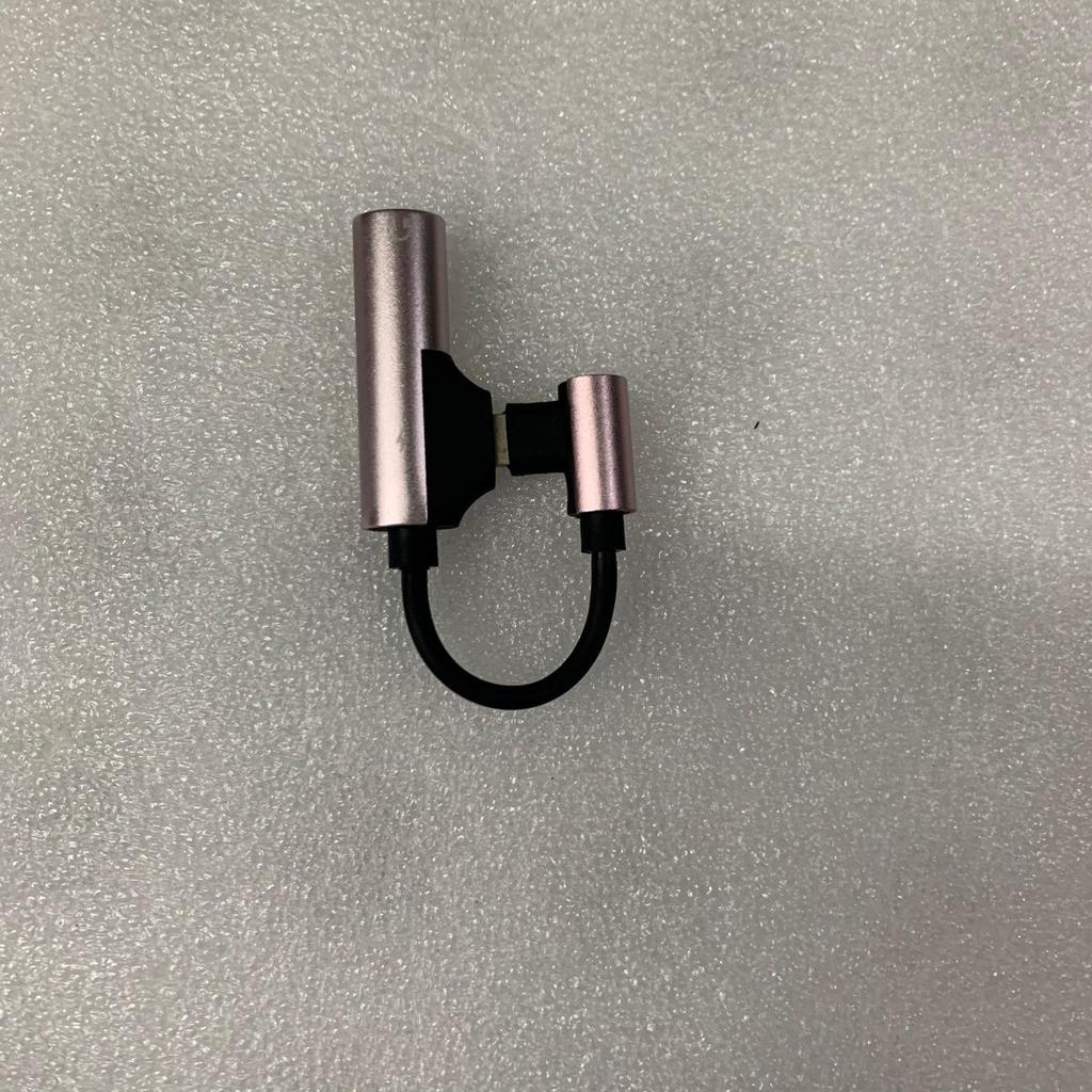 USB-C To 3.5mm Audio Adapter: Dual Function for Huawei Charging & Music