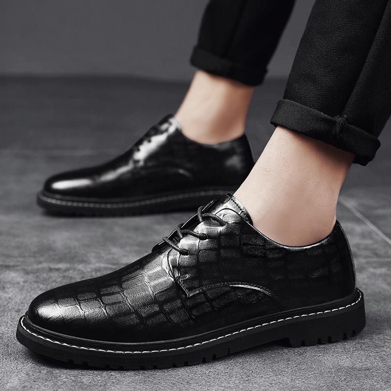 Loafers Läderskor för Män Golf Arbete Business Herrskor Spegel Lyxskodon Designer Skate Cricket Stilfull Casual Platt Sko